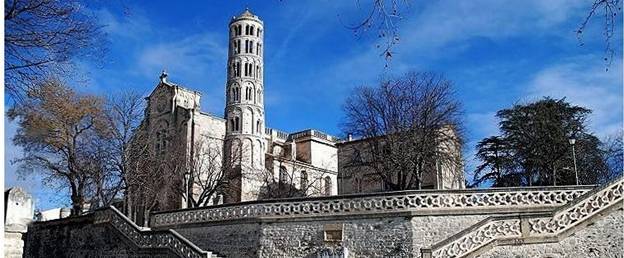 Bienvenue  Uzs - Uzes, Languedoc-Roussillon